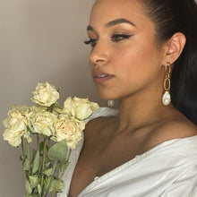 Load image into Gallery viewer, YOLI EARRINGS - GOLD &amp; PEARL
